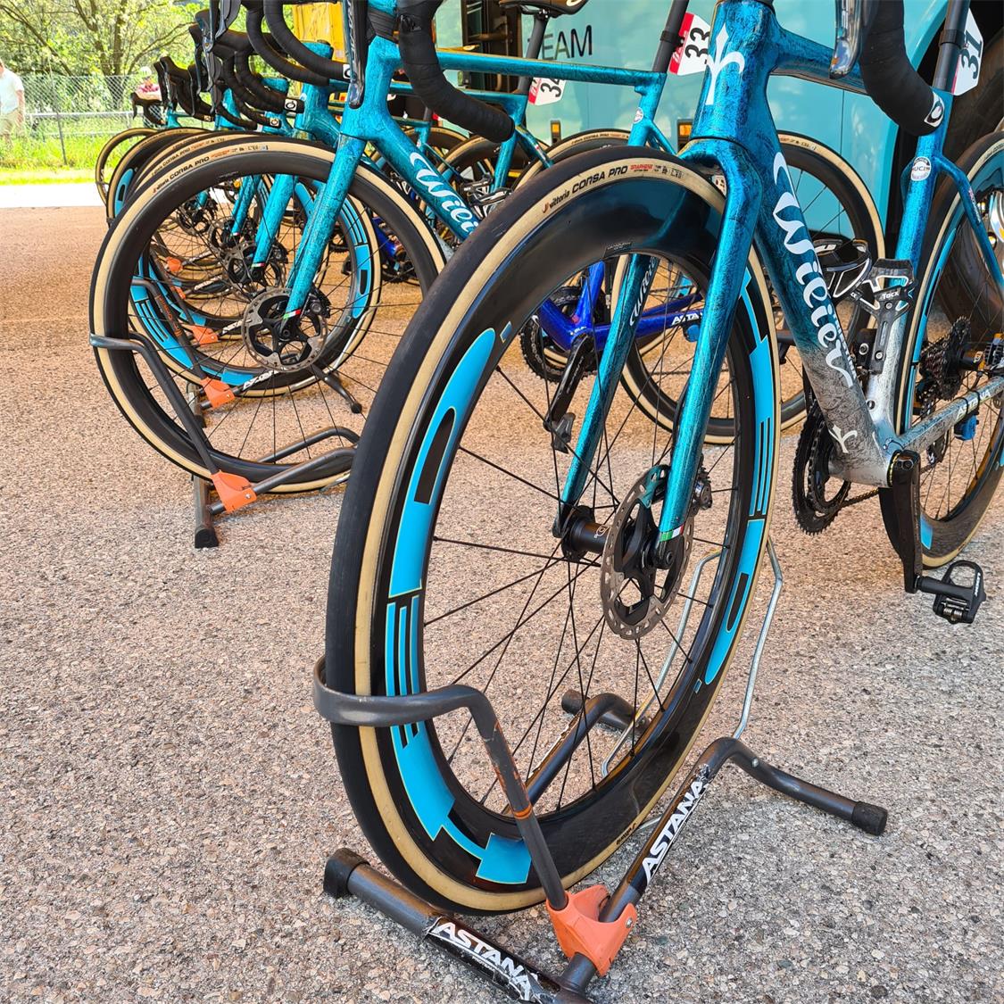 Stabilus Folding Bike Stand – Cycle Science NZ - Main Image