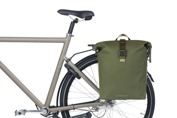 18407 Basil SoHo bicycle shoulder bag MIK studs mo